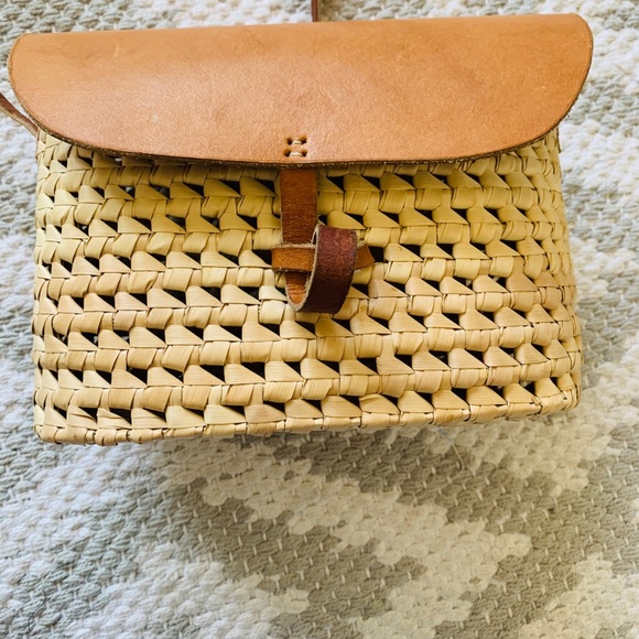 Soludos Handbags - Soludos Merida Crossbody Straw Woven bag